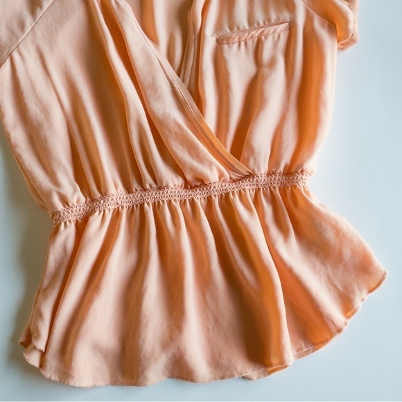 Aritzia Wilfred Peach Nude Peplum Surplice Faux Wrap Top Deep V Chiffon Size M - Picture 7 of 14